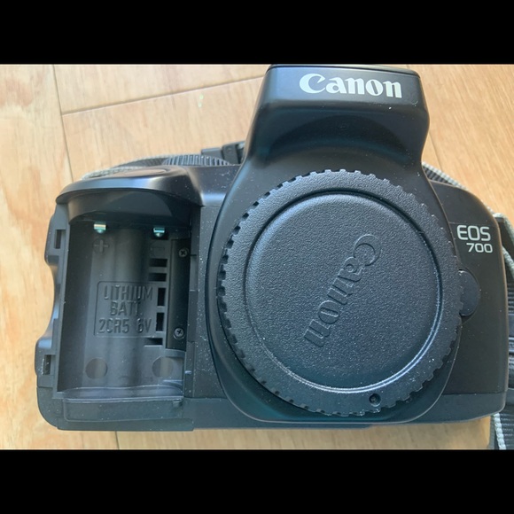 1990 Canon 35mm Film ,SLR camera. Good condition. - Picture 2 of 7